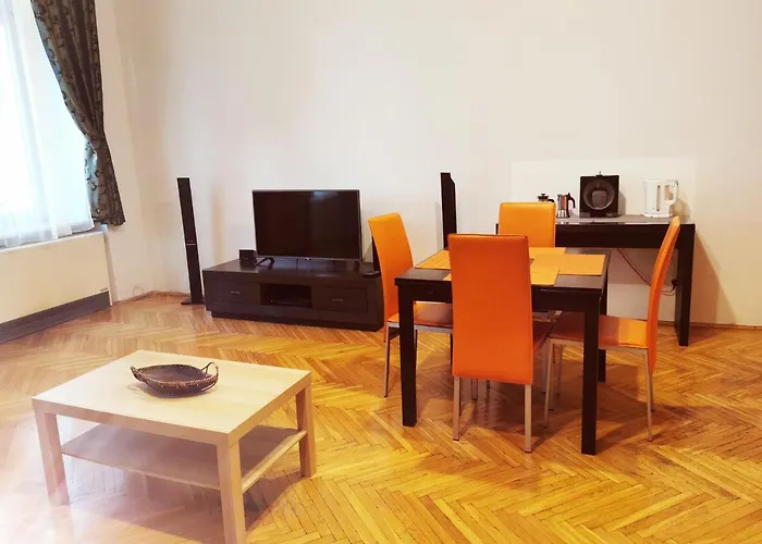 Central Krak Apartments